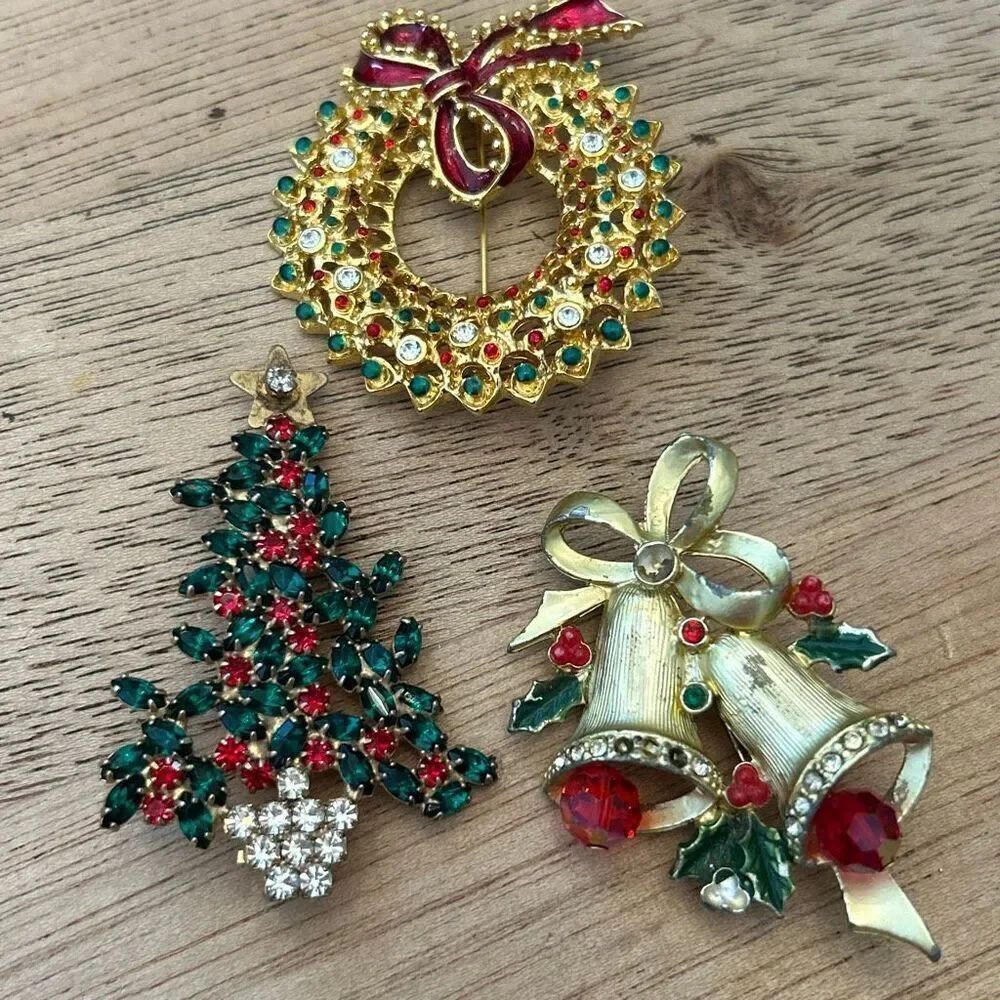 Lot of 3 vintage Christmas pin brooch wreath Christmas tree rhinestone bells